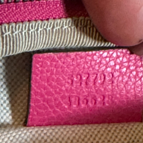 GUCCI Grained Calfskin Small Logo Belt Bum Bag Pink Green - Picture 14 of 14